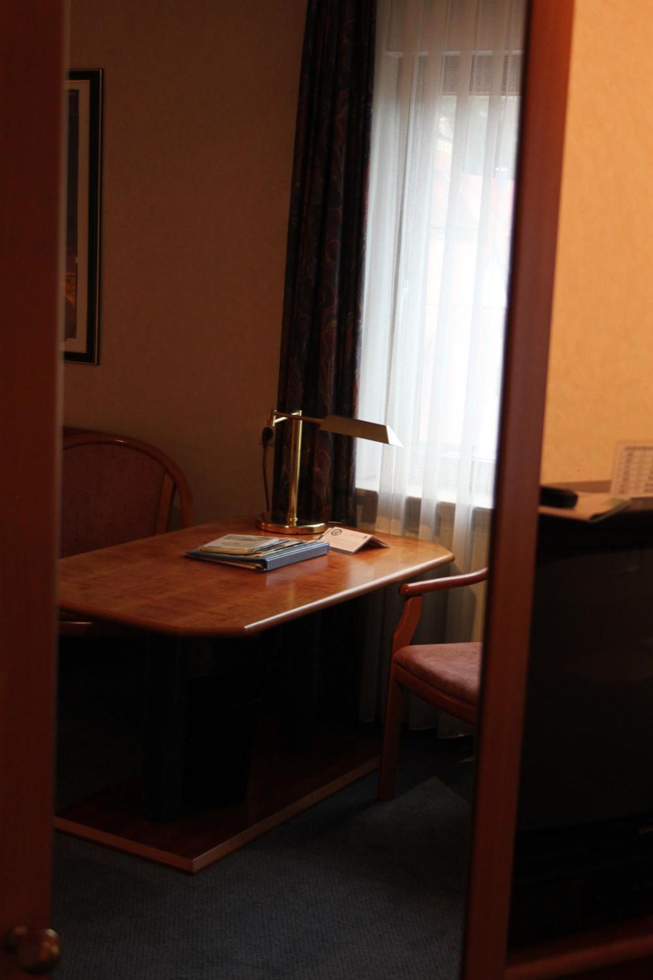 Hotel-Gasthof Die Post Brennerei Frankenhoehe Schillingsfürst Quarto foto
